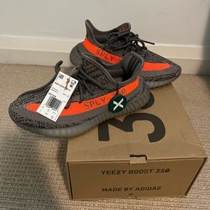 Yeezy size men’s 8